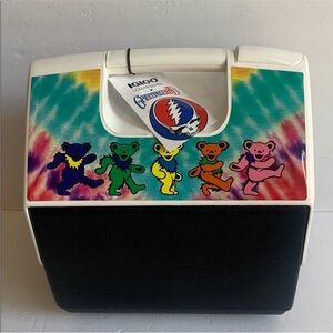 Igloo White and Black Cooler with Grateful Dead Tie-Dye Dancing Bears
